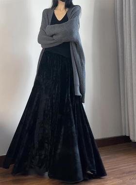 读衣术黑色金丝绒半身裙 秋冬加厚丝绒鱼尾裙 大摆压花到脚踝长裙