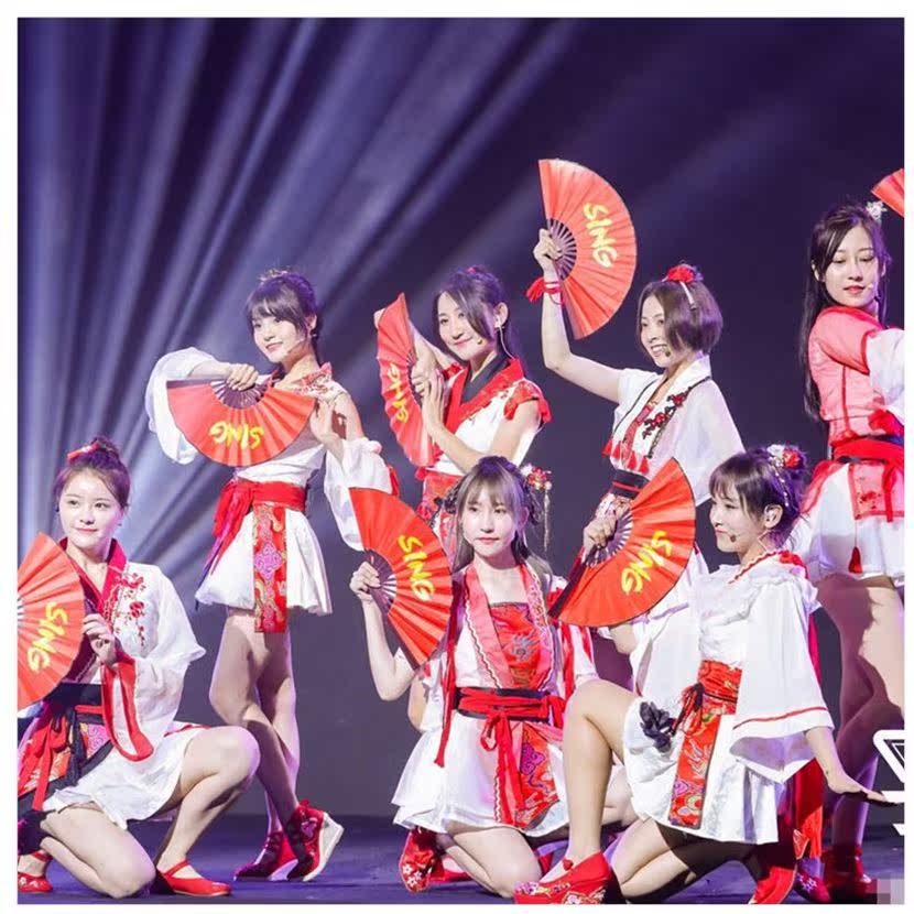 流苏套装打歌服抖音同款女装汉服网红舞蹈服寄明月舞蹈衣服。女团在类目 女装/女士精品, 唐装/民族服装/舞台服装, 民族服装/舞台装中 - 来自Buy2taobao.com提供专业的淘宝代购服务