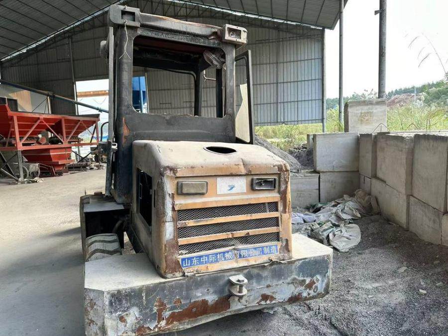 1月13日贺州规格型号为ZL-16装载机一辆网络拍卖公告