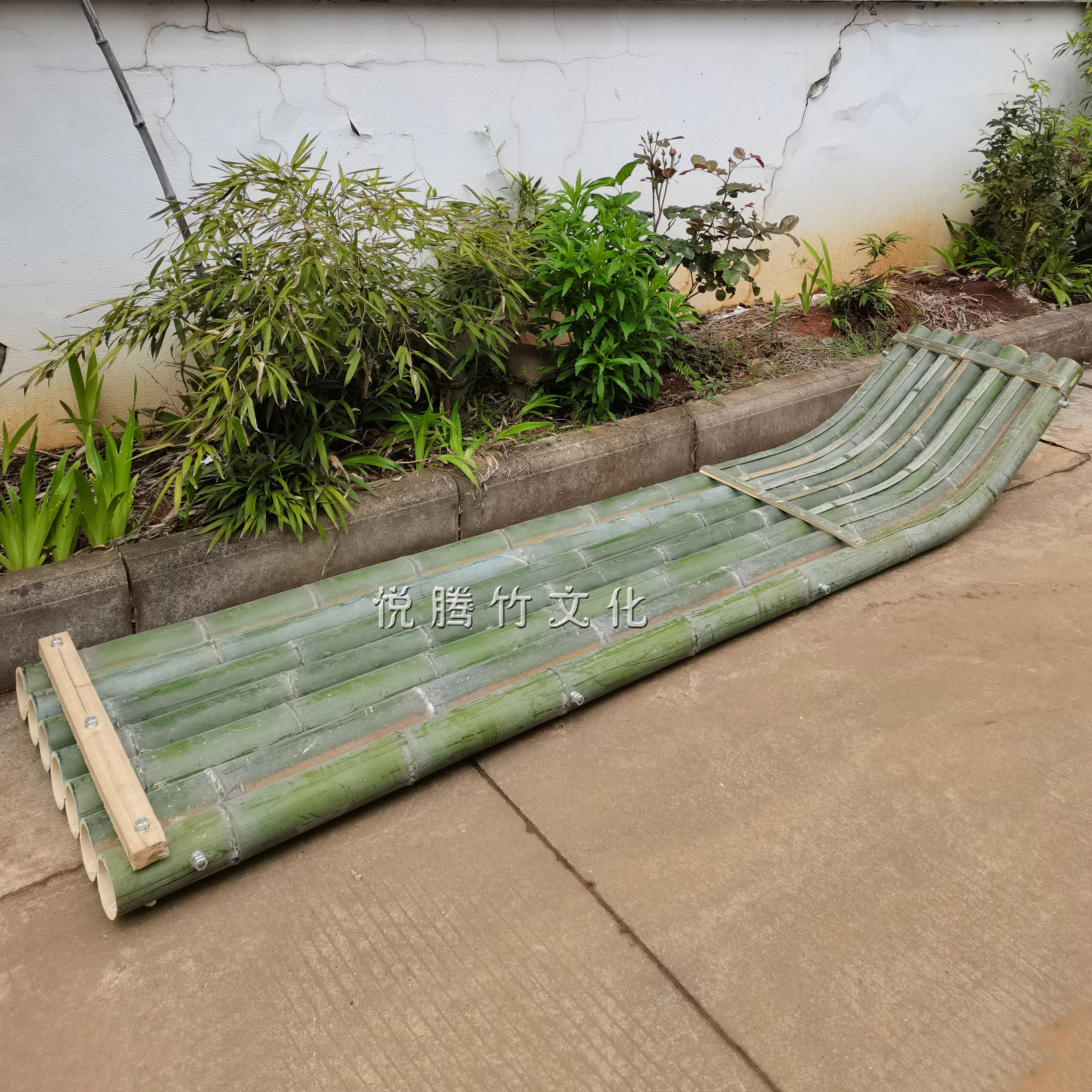 漂流竹筏景区儿童游船