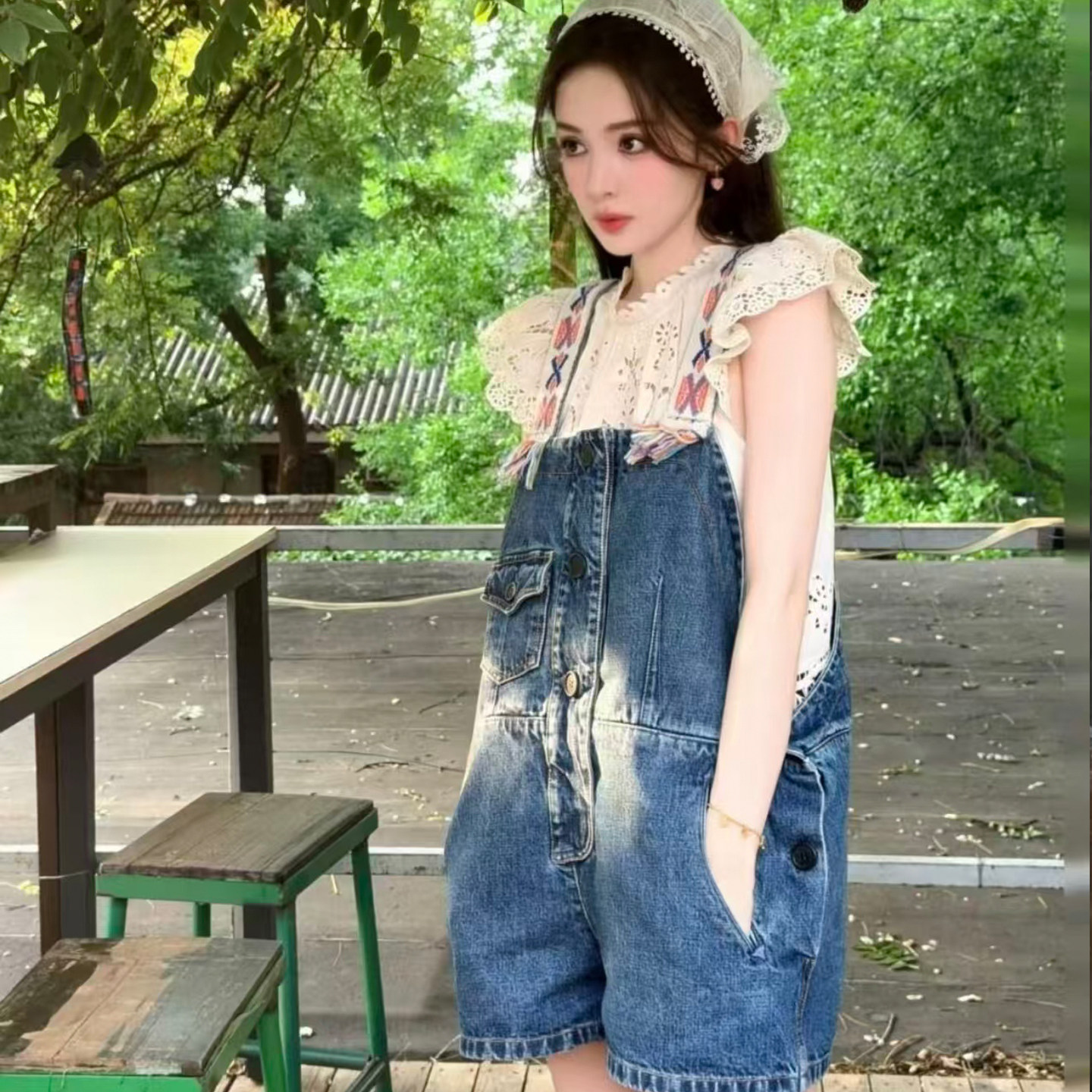 古力娜扎明星同款背带牛仔短裤彩色织带洋气减龄舞台套装女夏季薄