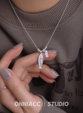 磨砂小鱼年年有余项链女锁骨链高级感轻奢小众简约气质2026年新款