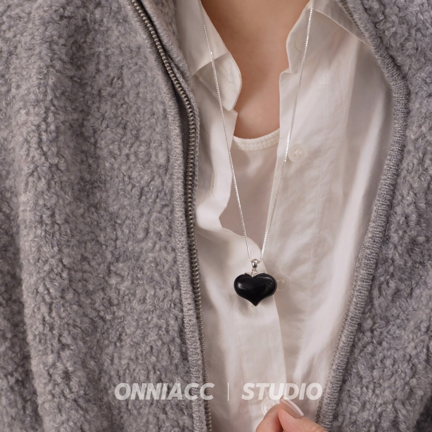 黑色爱心项链女长款毛衣链纯银