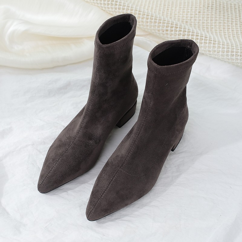 步享尖头绒面短靴女2025新款韩版