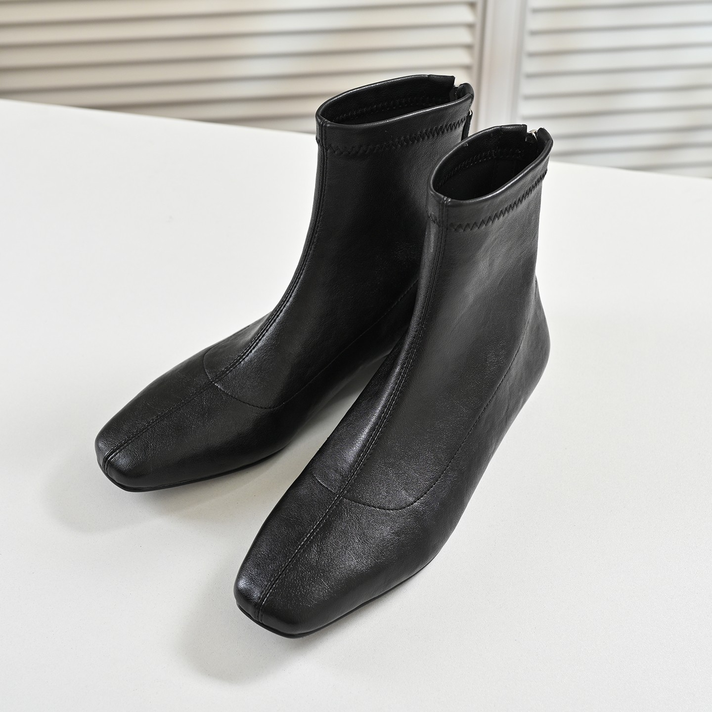 步享韩版小短靴女黑色2025新款