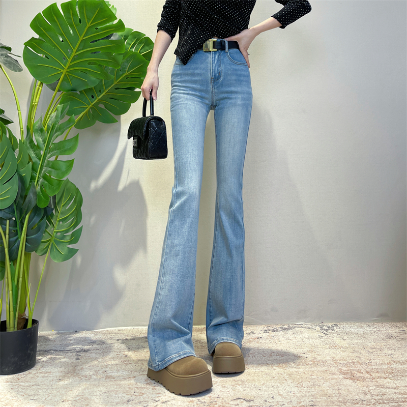 高腰显瘦复古百搭迪否修身微喇女孩牛仔裤秋季2025新款水洗喇叭裤