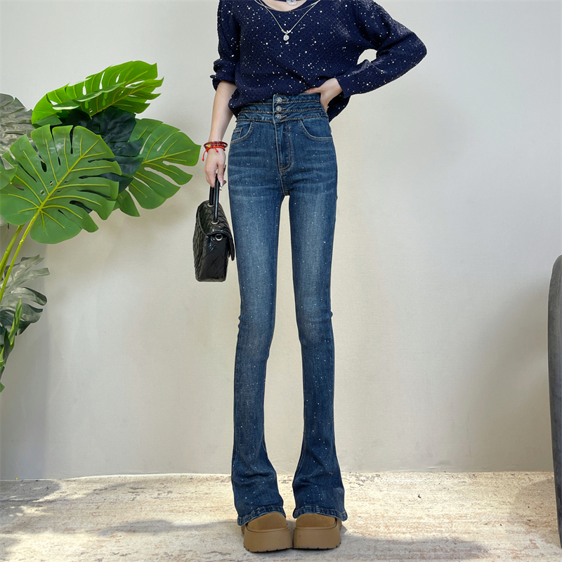 迪否爆款高腰满天星牛仔马蹄裤秋季新款修身显瘦微喇牛仔裤女裤子