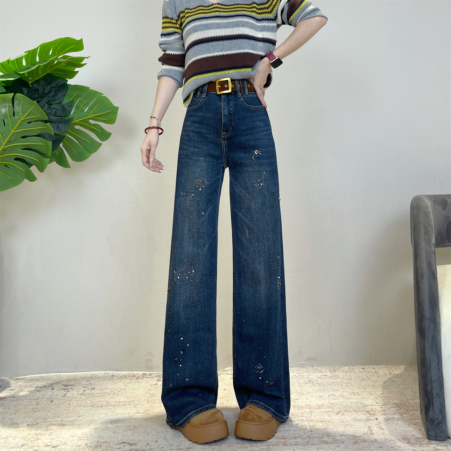 窄版显瘦高档烫钻直筒阔腿牛仔裤