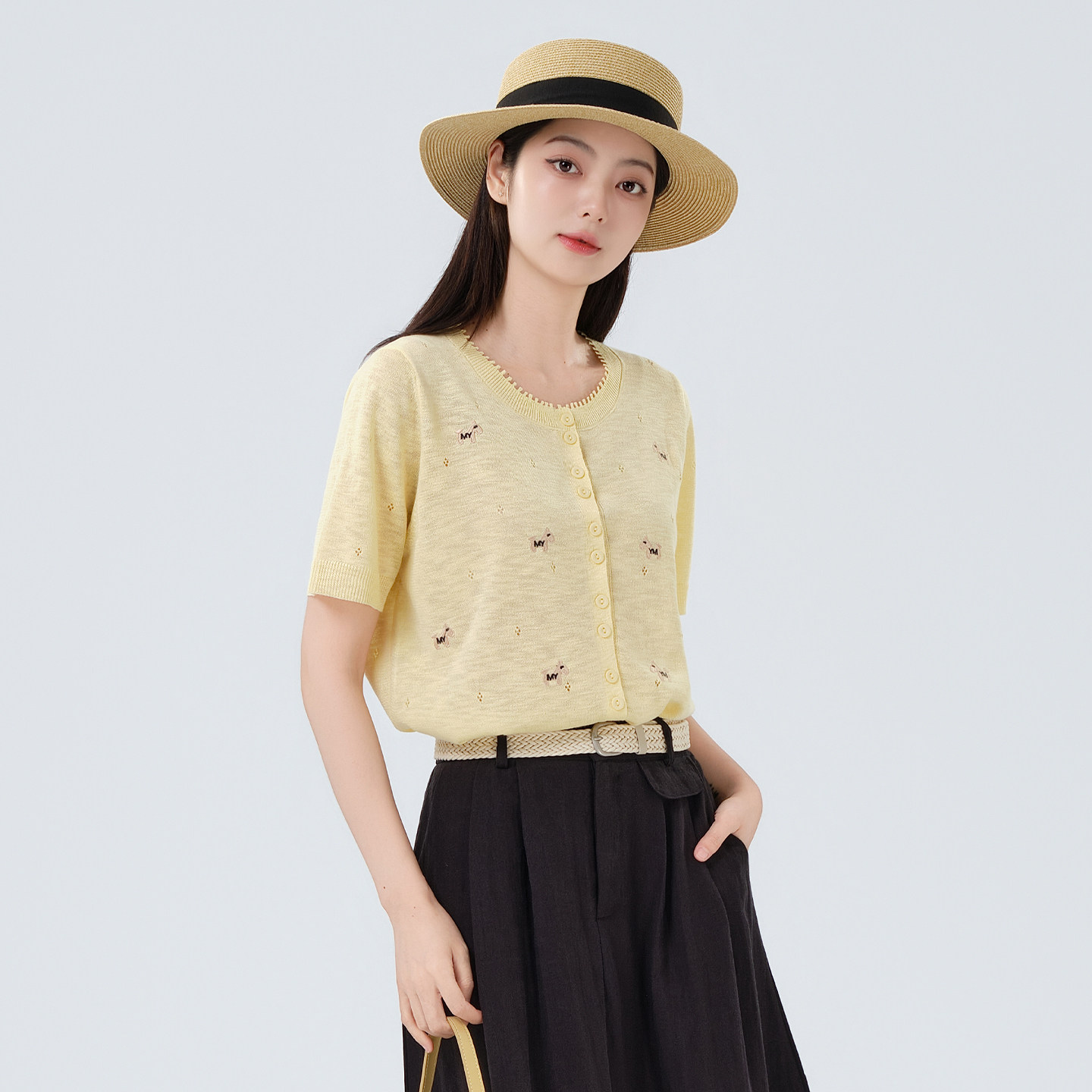 芭依璐甜美风花朵装饰针织开衫女2026夏季圆领轻薄短袖毛针织衫女
