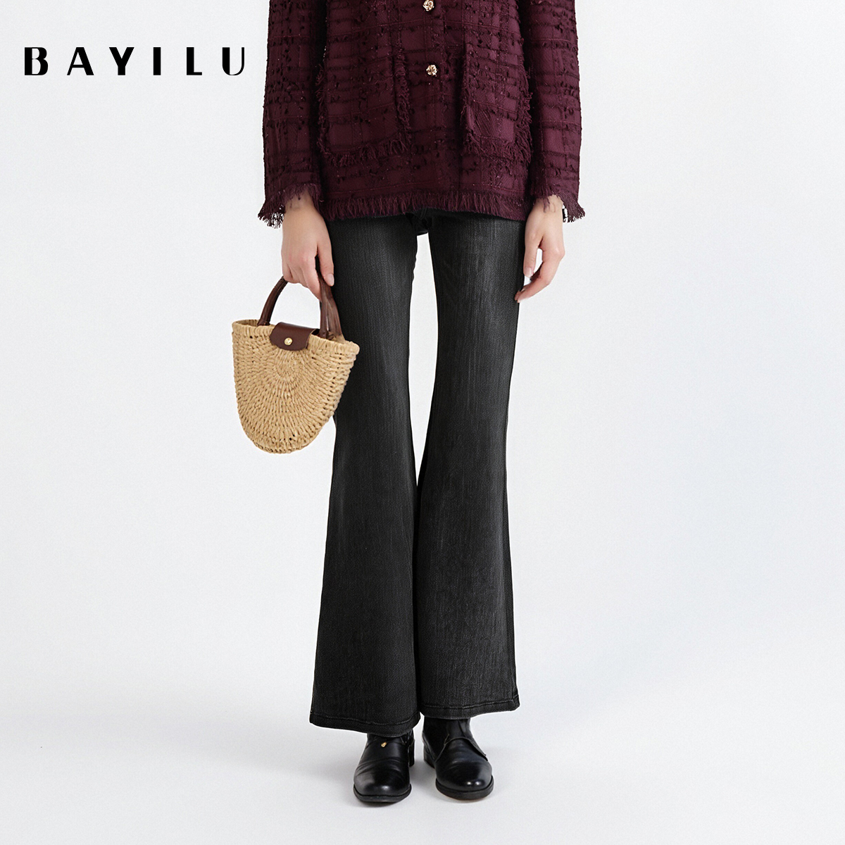 芭依璐2025秋冬新款牛仔裤弹力显瘦百搭气质时尚微喇阔腿裤直筒女
