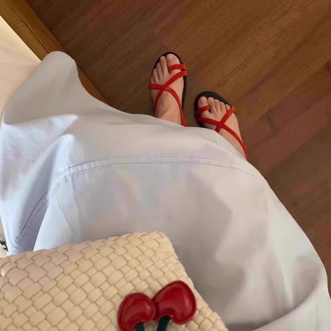 羊皮版~2025新款外穿透气平底罗马鞋韩版圆头交叉绑带套趾凉鞋女