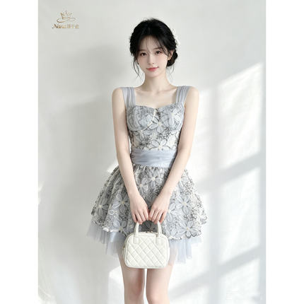 Nana娜千金/法式甜美刺绣蕾丝挂肩连衣裙夏季小个子miu系收腰短裙