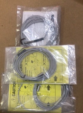 美德龙STN12A-L  2个   CS067A 1个  原