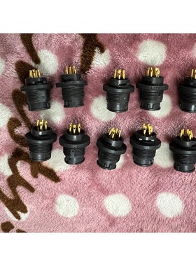 switchcraft EN3P5FX 镀金母插