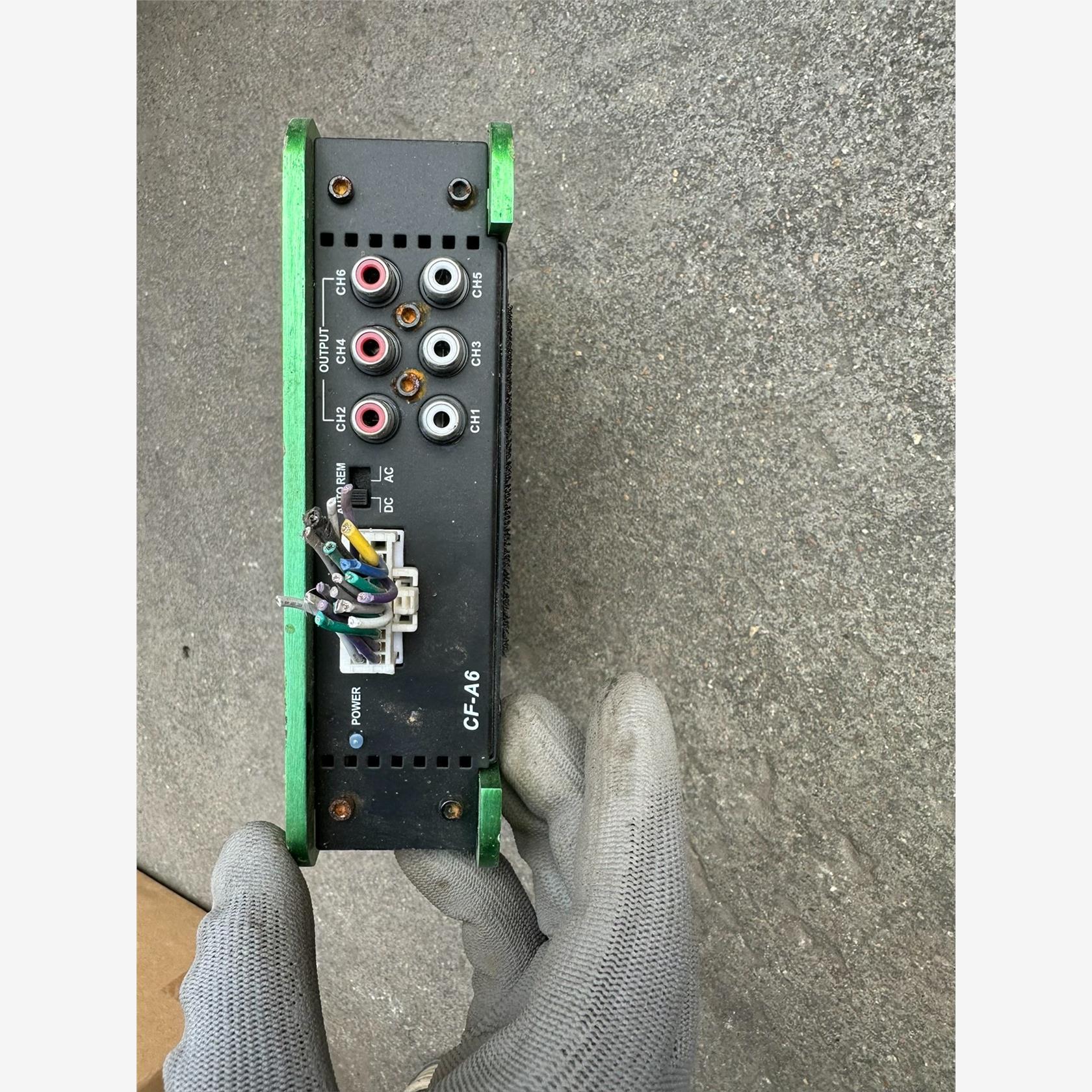 交叉火力CF-A6 dsp功放，东西如图所示，   拆下来的