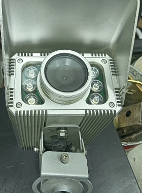 拆机蓝卡立体高清车牌识别摄像机，型号BCHV-VLPR-RT2/CMOS