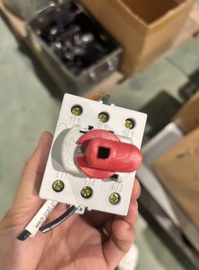 Katko KU 325N手动电机控制器,适合用作电机断路器