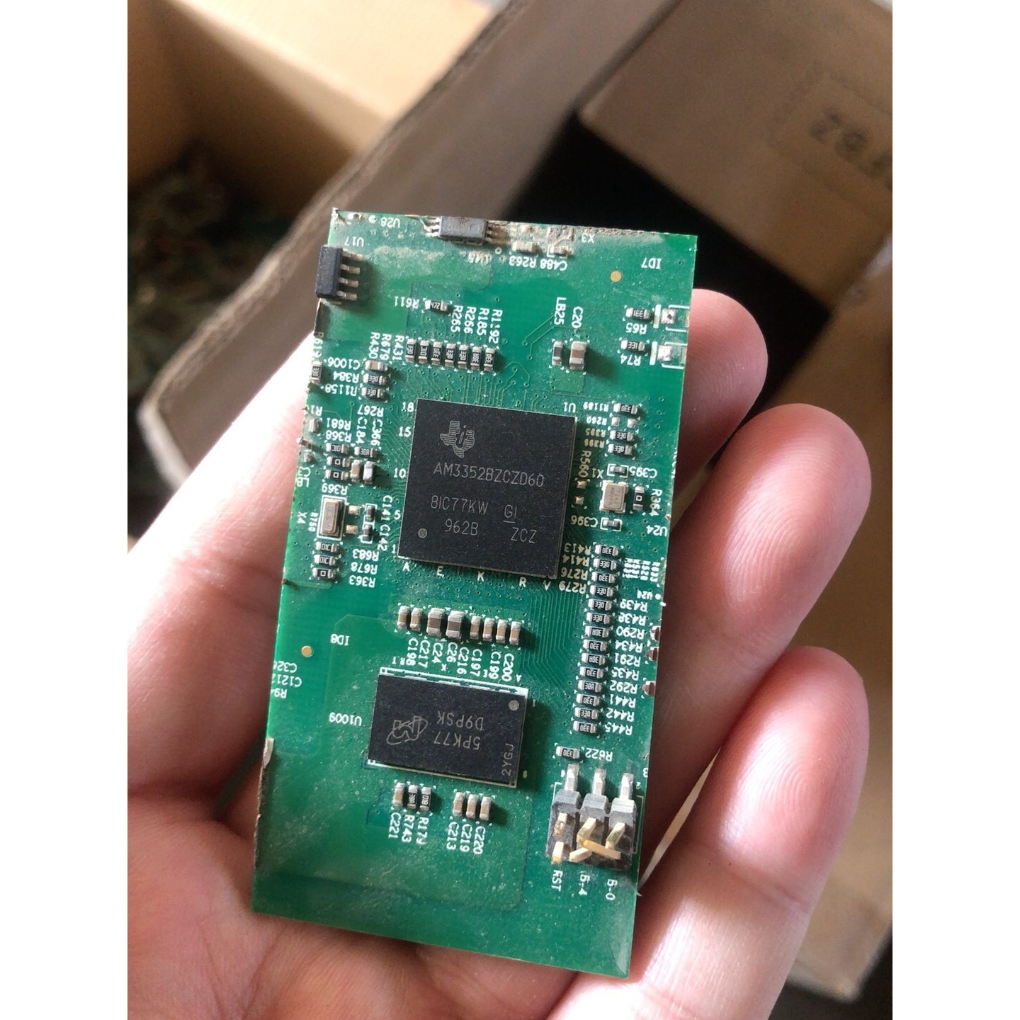 AM3354BZCZ60,带板出售,有53个,成色很不错,欢