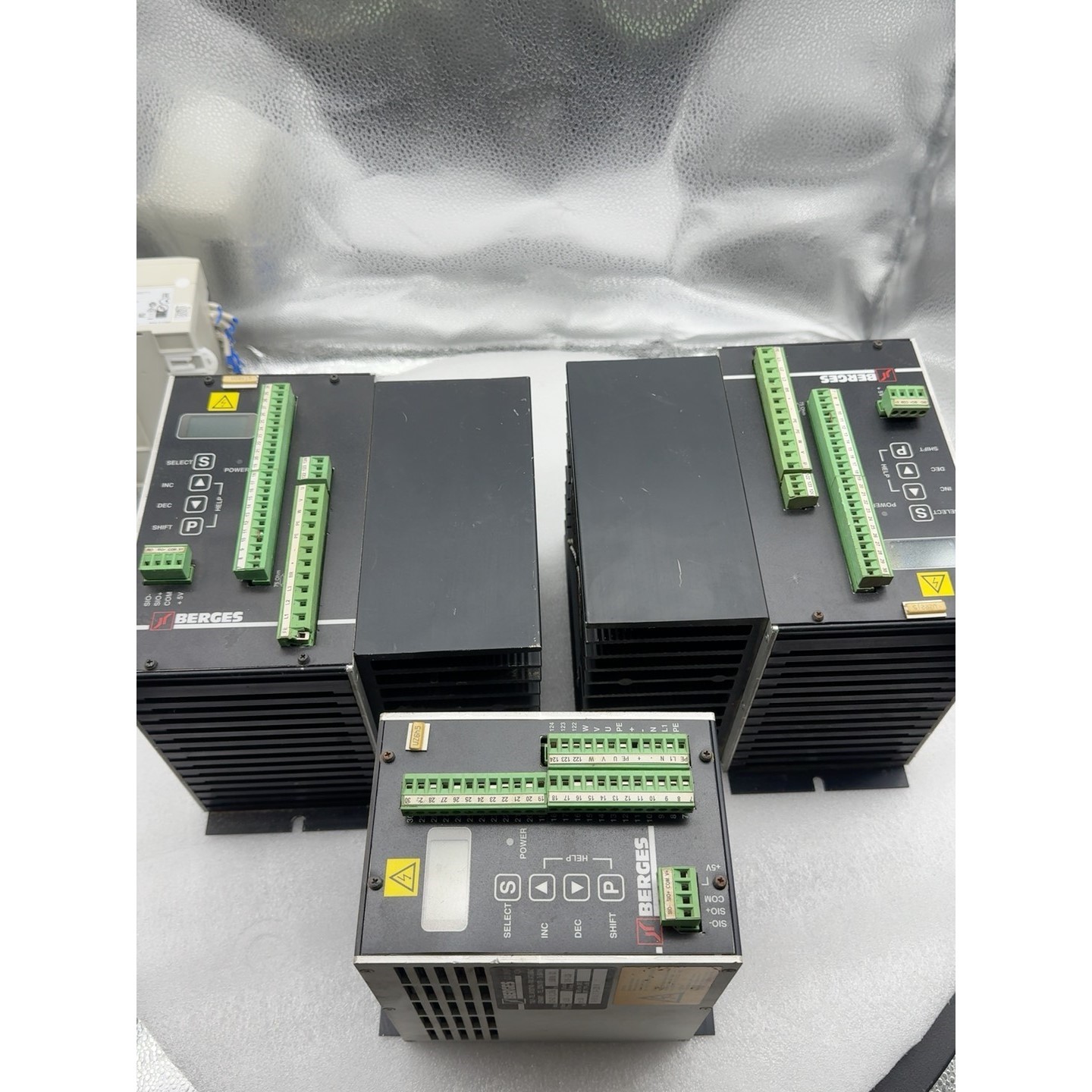 BERGES博格ACM-D2伺服驱动器,规格有4.0KW、0