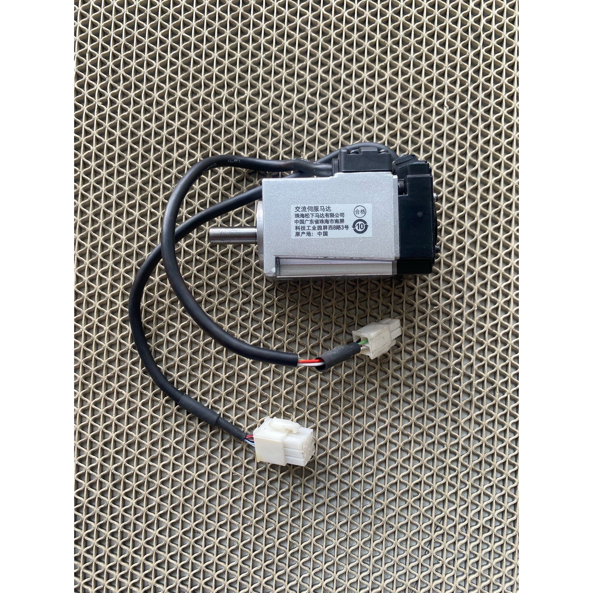 伺服电机MHMF012L1U2M,0.1KW二手拆机,实