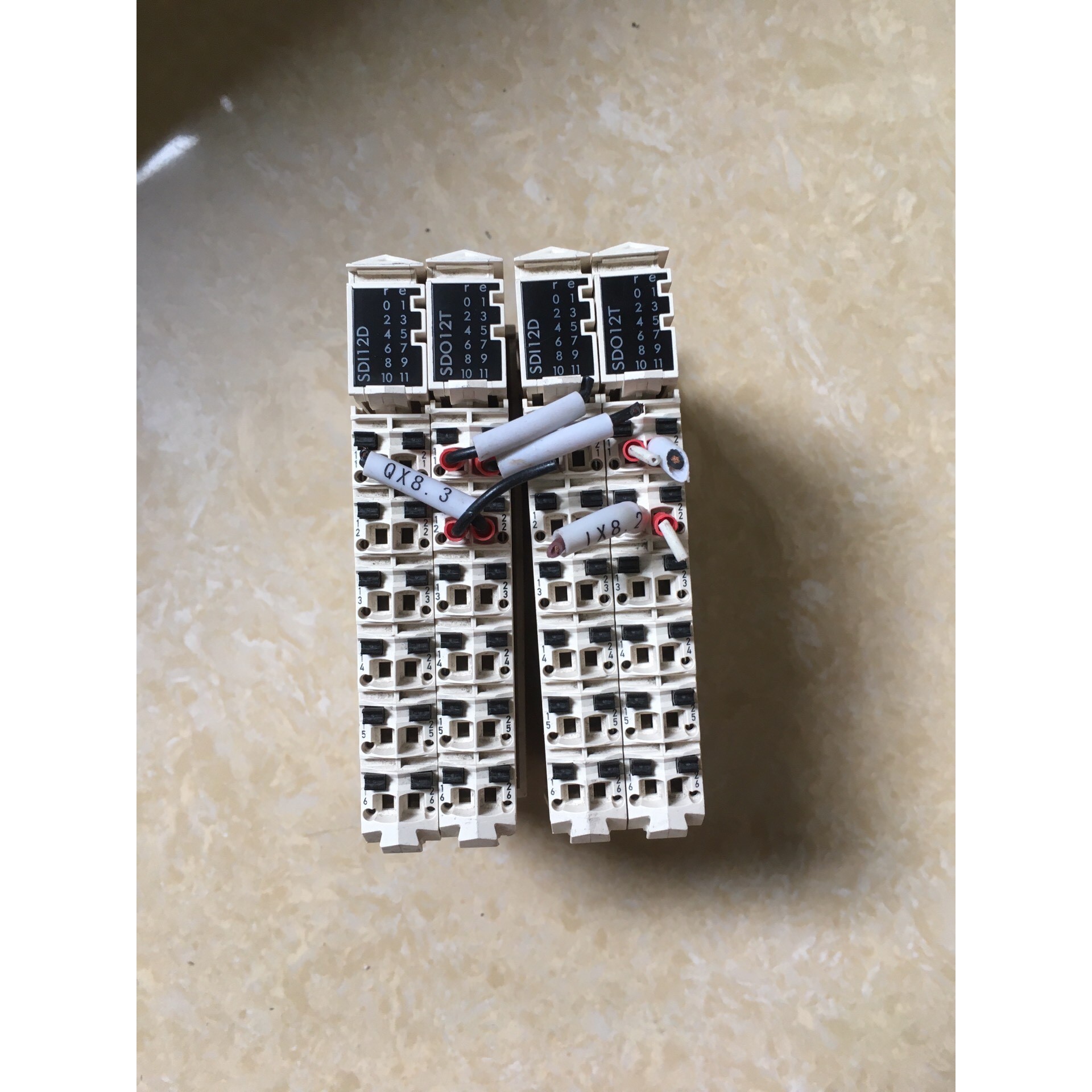 SchneiderTM5SDI12D TM5SDO12