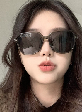 防紫外线方形复古女大框超轻近视