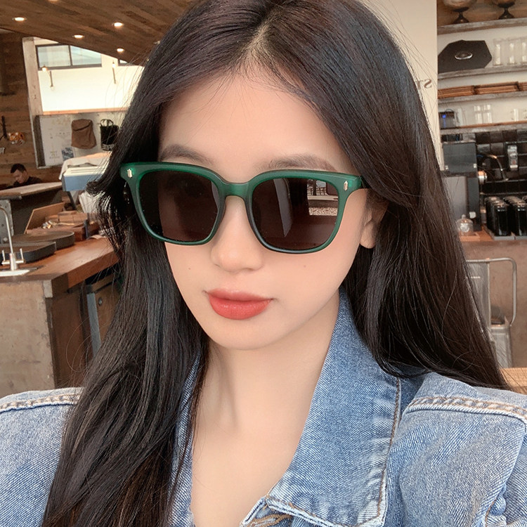 绿框黑色gm墨镜女高级感ins网红款大脸显瘦防紫外线偏光太阳眼镜