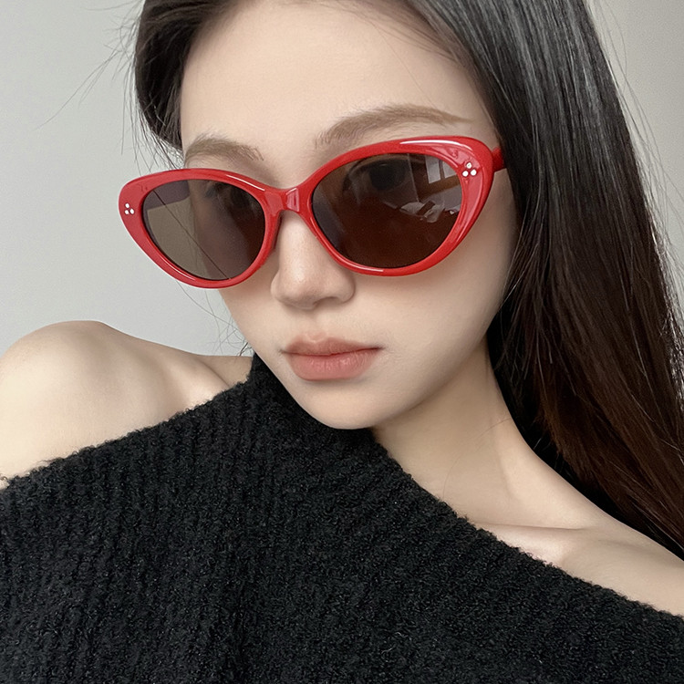 复古红色框猫眼高级感gm太阳眼镜方圆脸显瘦防紫外线近视墨镜女潮