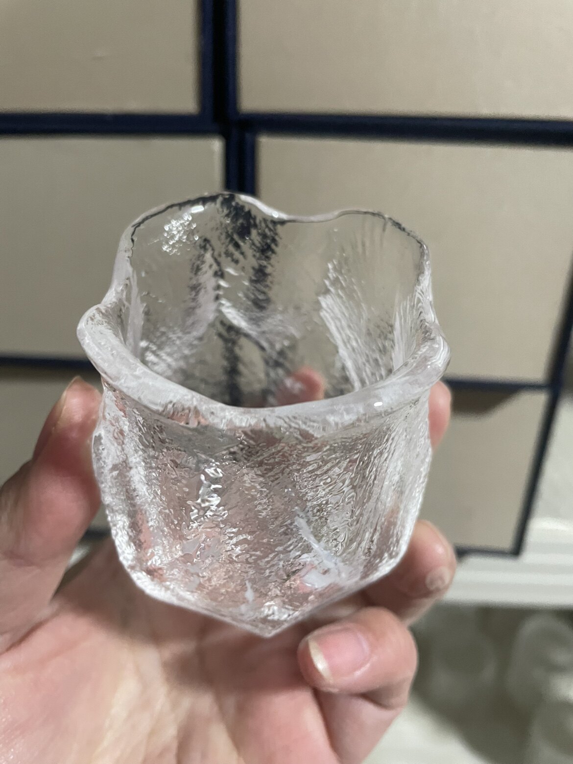 正宗石材白水晶手绘风刻面品茗杯