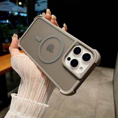 磁吸充电手机壳苹果16创意防指纹