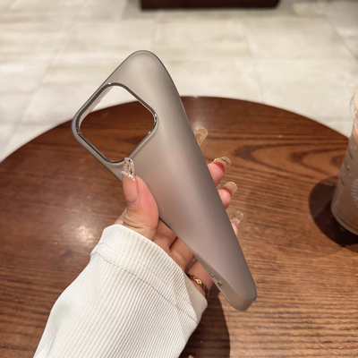 超薄磨砂肤感苹果16promax手机壳