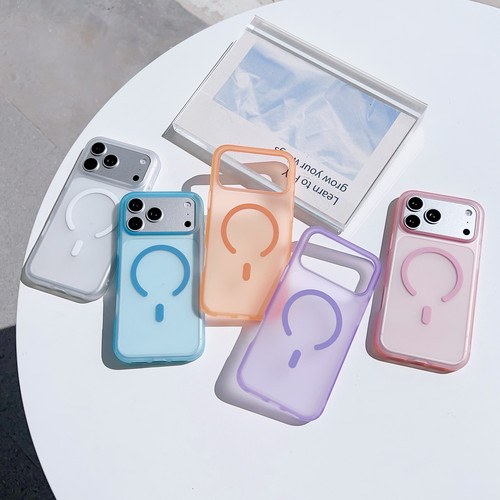 磨砂亚克力磁吸iPhone17防摔壳