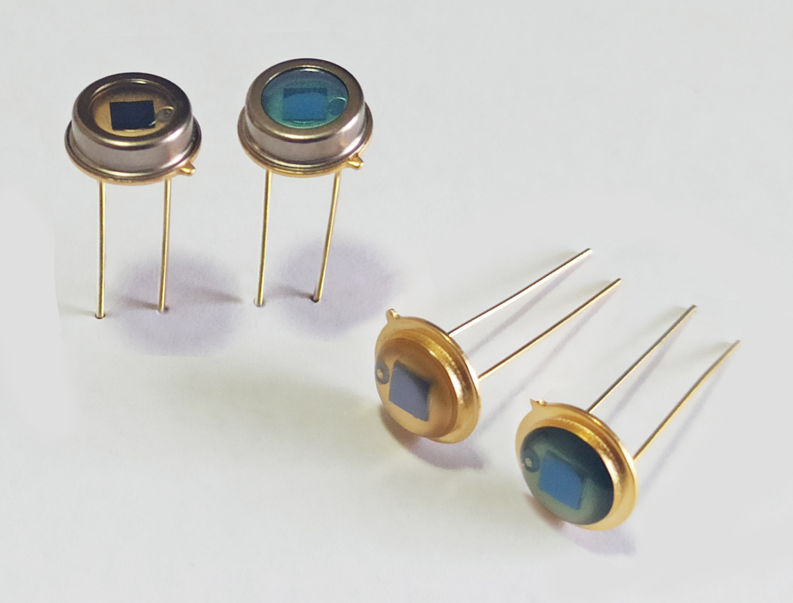 线性硅光电池硅光电二极管芯片3*3mm中心波长920nm 300nm