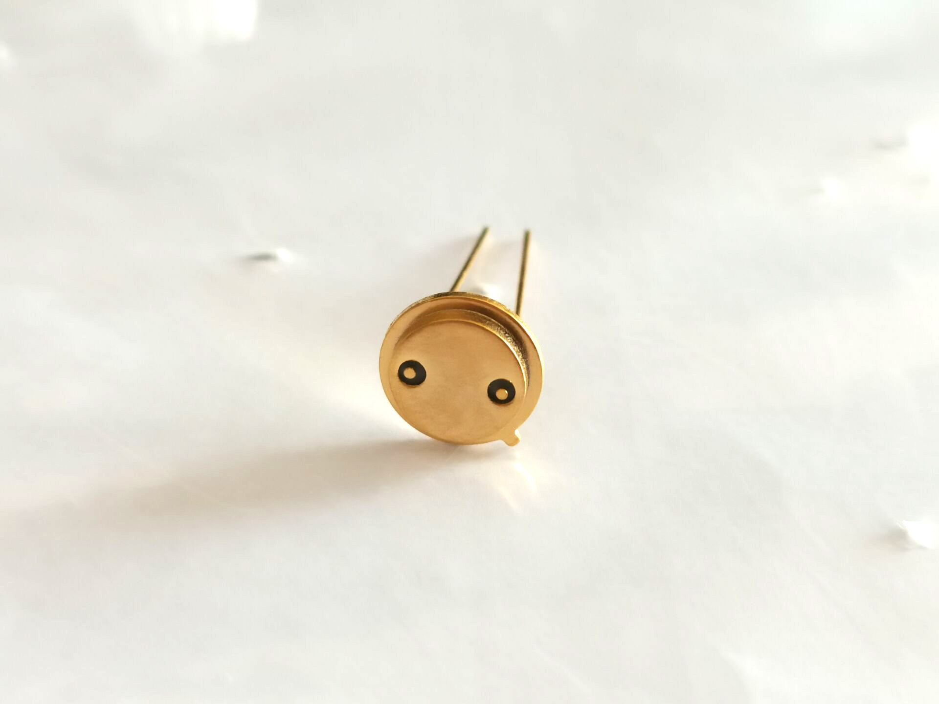 [底座系列] TO-5 半导体芯片双焊点支架（金属型）