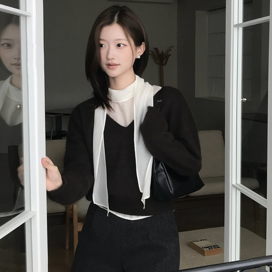 韩国reine正品深v领针织衫保暖韩系减龄女装代购秋冬短毛衣