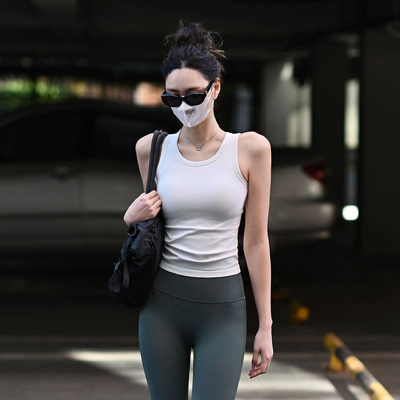 Beemen固定杯无缝一体织无袖运动背心女外穿日常秋冬季瑜伽服上衣,运动服/休闲服装,运动背心,淘宝优惠券,粉丝福利购,淘宝优惠卷