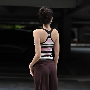 Beemen无缝一体织固定杯运动背心女外穿日常健身条纹美背瑜伽上衣