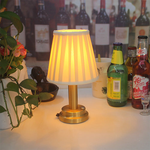 欧式复古酒吧led充电桌灯