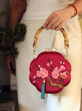 KK9_原创设计复古梅花流苏手提包单肩斜挎手腕包国风包旗袍女包邮