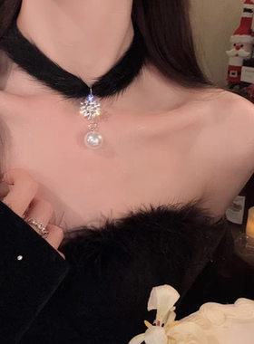 秋冬新潮圣诞节毛绒雪花珍珠毛绒choker项链女小众设计感轻奢高级