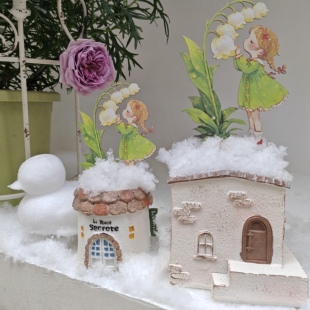 树脂粉色屋顶小房子花盆