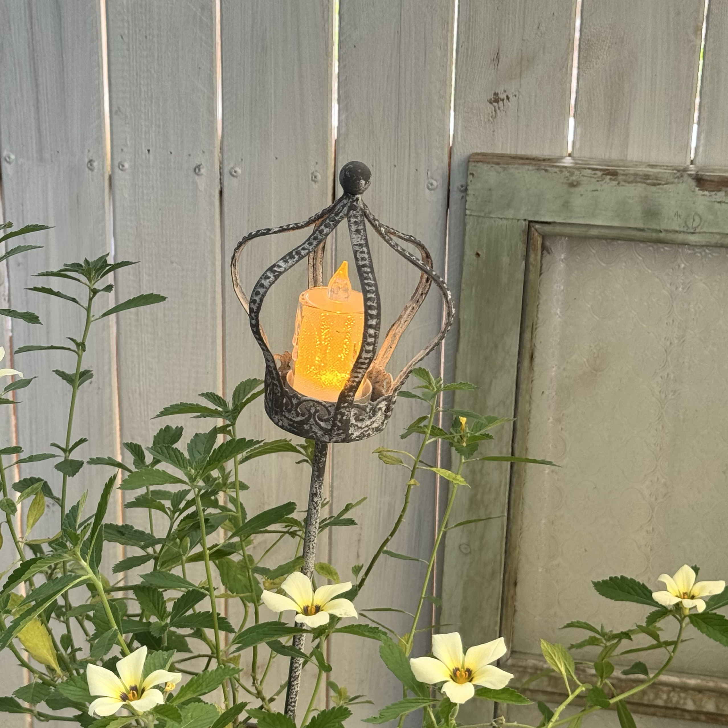 皇冠花插铁艺装饰杂货花园摆件庭院花盆插件皇冠风灯园艺