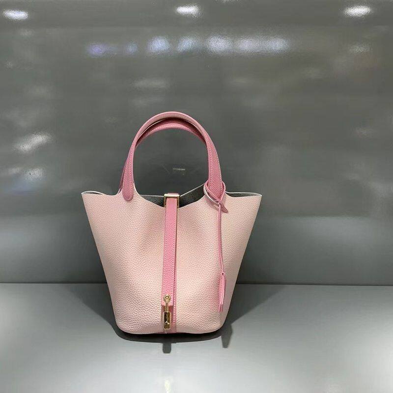 2025新款简约百搭拼色菜篮子手工腊线水桶包时尚实用手提真皮女包