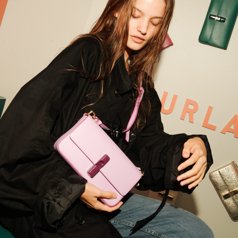 【秋冬新品】FURLA芙拉IRIDE牛皮小号女士单肩斜挎包小方包,箱包皮具/热销女包/男包,通用款女包,淘宝优惠券,粉丝福利购,淘宝优惠卷