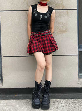 LIFE'NAIVE朋克摇滚红色格子百褶裙拼接蕾丝短款英伦风显瘦百搭款