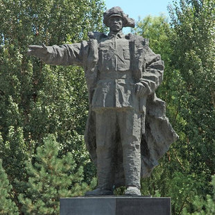 黄公略腾代远彭公达左权雕像摆件定制彭述之雕塑订做李达何叔衡