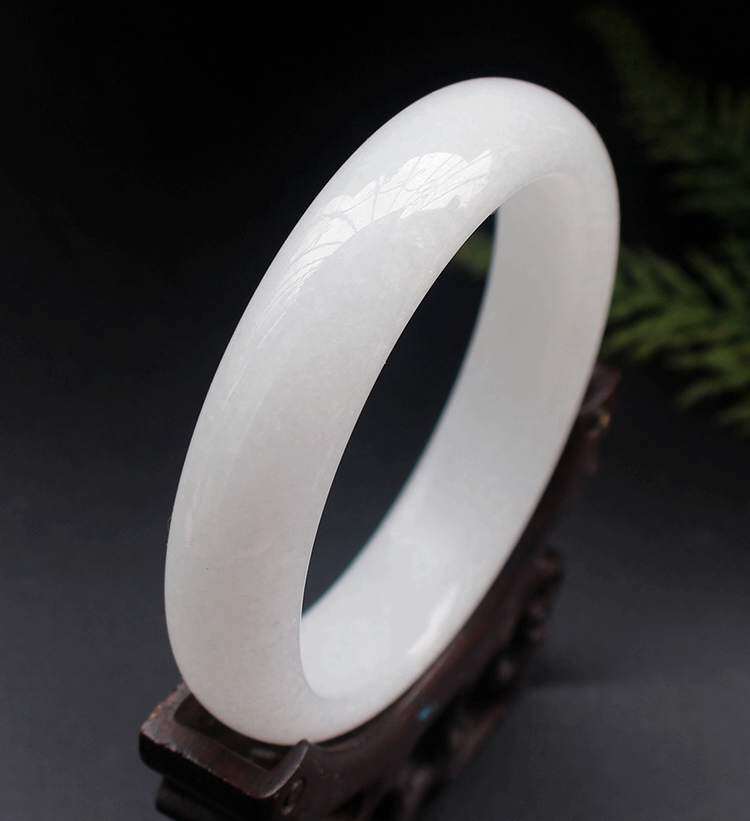 新品天然汉白玉手镯扁条玉镯子复古大小号手镯手串冰种女款手饰
