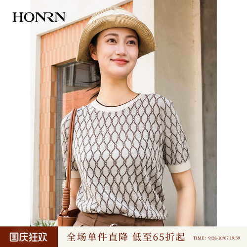 商场同款HONRN/红人气质圆领提花有弹短袖针织上衣女夏HK22OM465