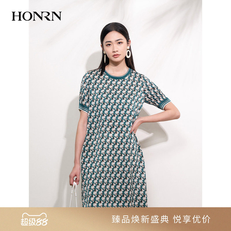 HONRN/红人宽松遮肉显瘦中长款圆领短袖印花连衣裙女夏HI22OL496