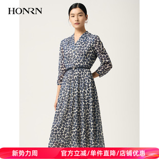 HONRN 收腰压褶印花裙子a字连衣裙女春秋HJ11OL076 红人v领七分袖